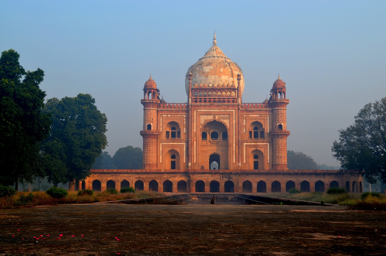 tomb, delhi, india-7001562.jpg